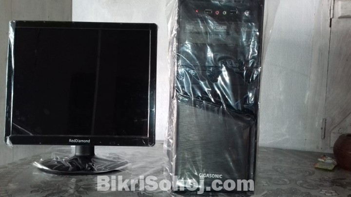 Core 2 duo pc with 500GB, 2GB & 17” LED